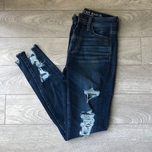 Super hi rise distressed jeggings